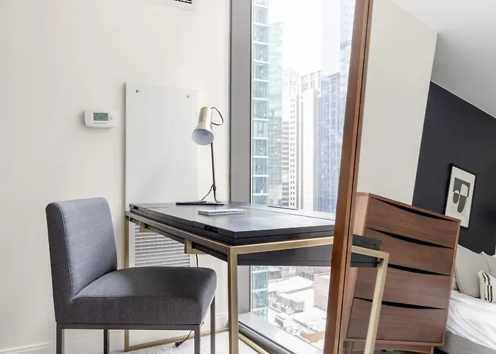 Loop 1br W Pool Gym Nr Financial District Chi-251 *